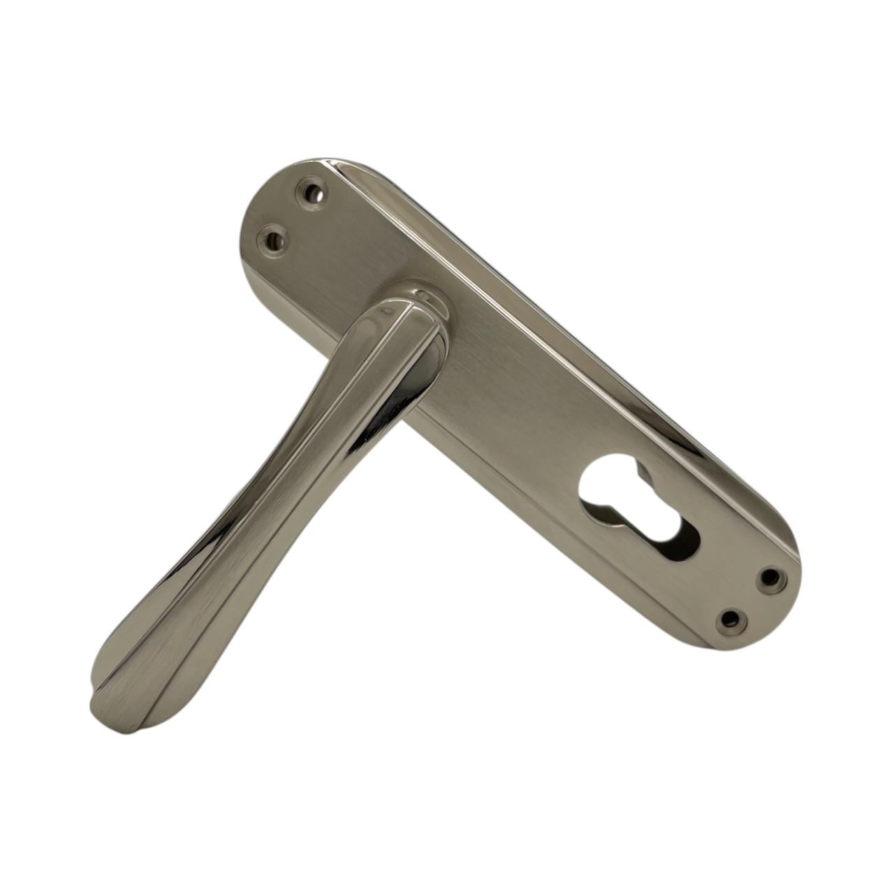 Дверные ручки межкомнатные под сердцевину Ozcanlar Yonca Kisa Yale Nikel/Saten 62 мм (360055)