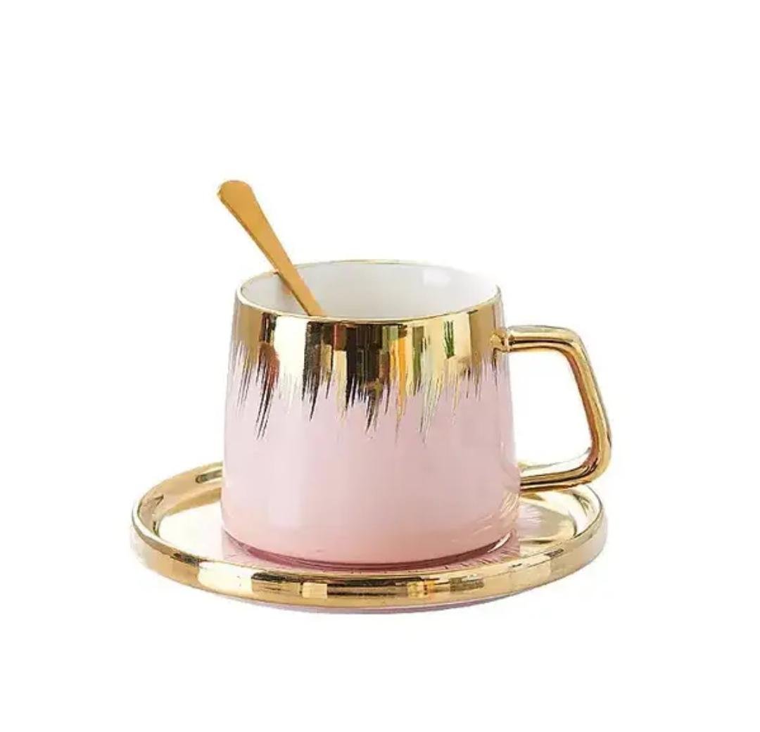 Чашка Happy Life керамика с блюдцем и ложкой 350 мл Розовый (17528534) Чашка Happy Life керамика с блюдцем и ложкой 350 мл Розовый (17528534)