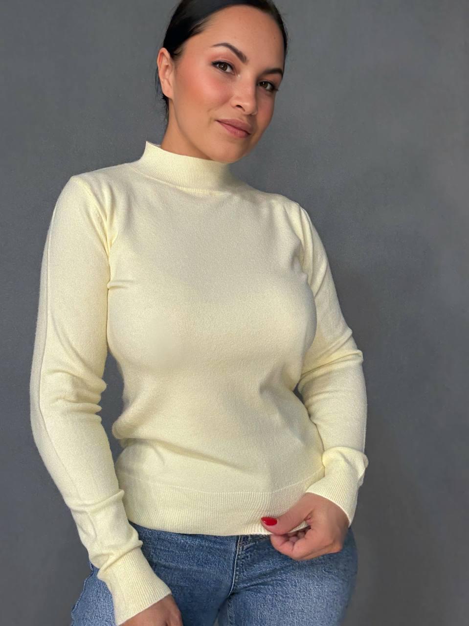 Светр жіночий A-N 106 водолазка гольф з коміром стійкою базовий OS Жовтий (5410) - фото 9 Светр жіночий A-N 106 водолазка гольф з коміром стійкою базовий OS Жовтий (5410) - фото 9