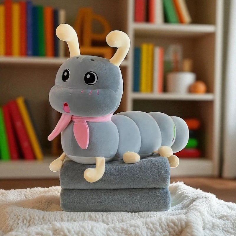 Игрушка-подушка с пледом Милая гусеница Серый (MH-G18grey) - фото 2 Игрушка-подушка с пледом Милая гусеница Серый (MH-G18grey) - фото 2