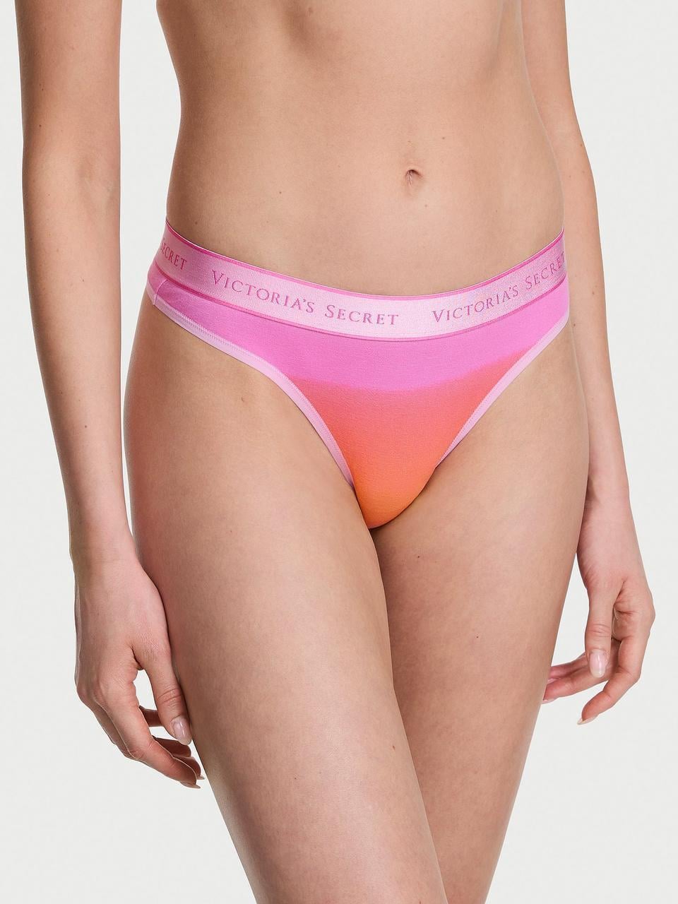 Трусики женские Victoria Secret Logo Cotton Thong M Розовый (2812314436)