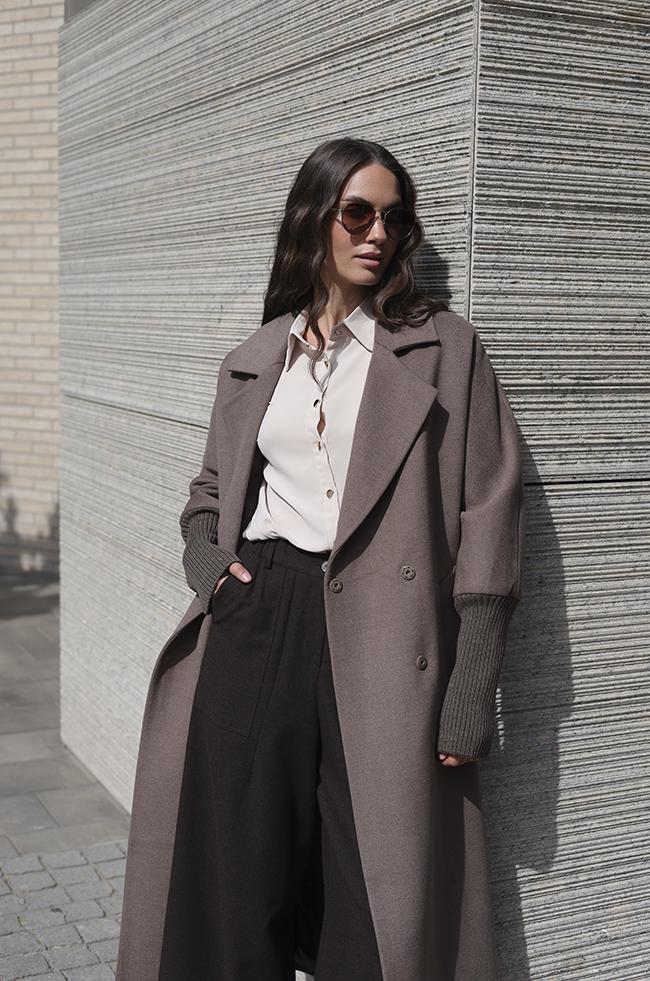 Пальто Lipar с вязаными рукавами р. 50 Мокко (6314) - фото 2 Пальто Lipar с вязаными рукавами р. 50 Мокко (6314) - фото 2