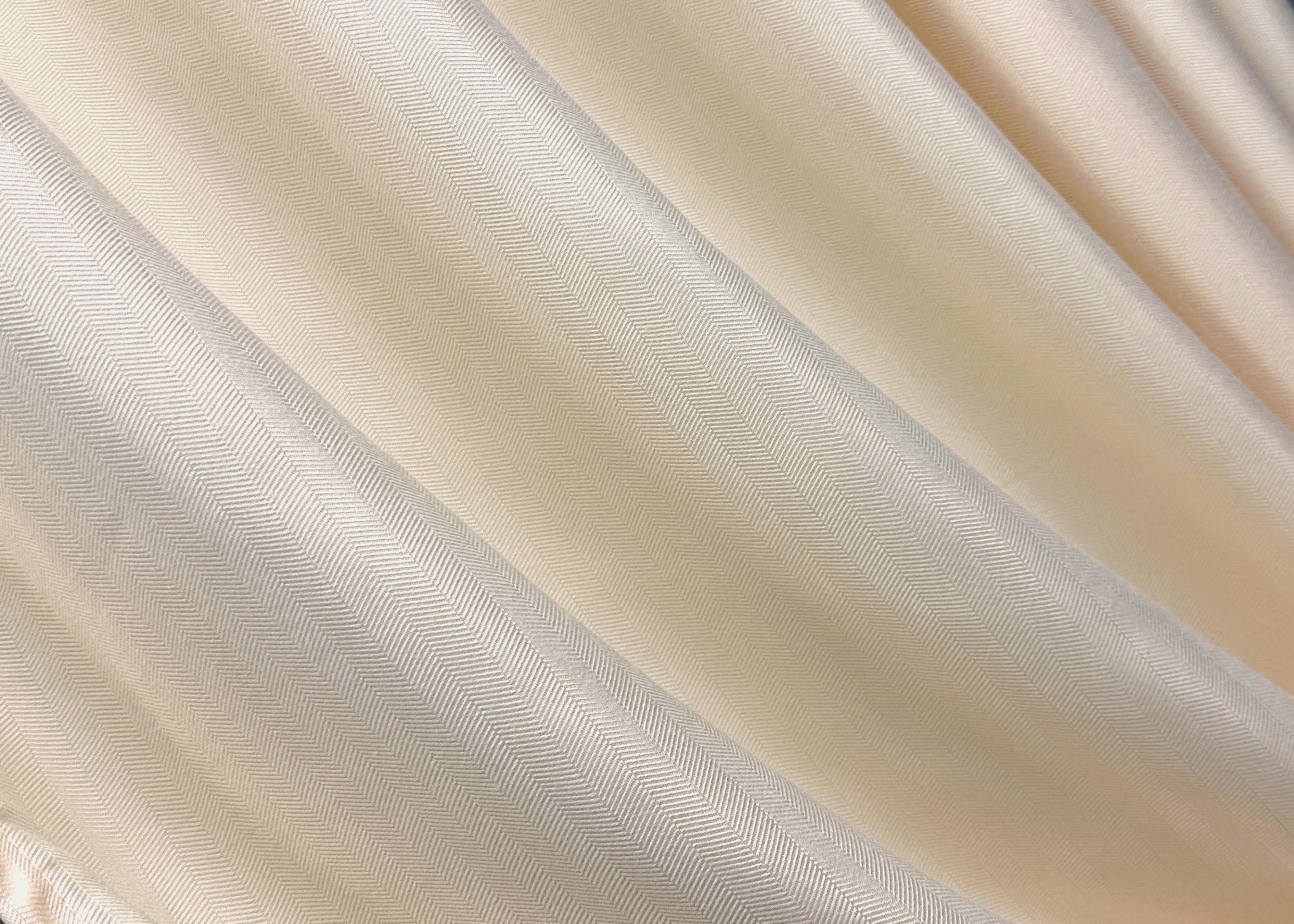 Комплект штор VR-Textil № 1735ш жаккард 150х270 см 2 шт. Кремовый (33-0703) - фото 6