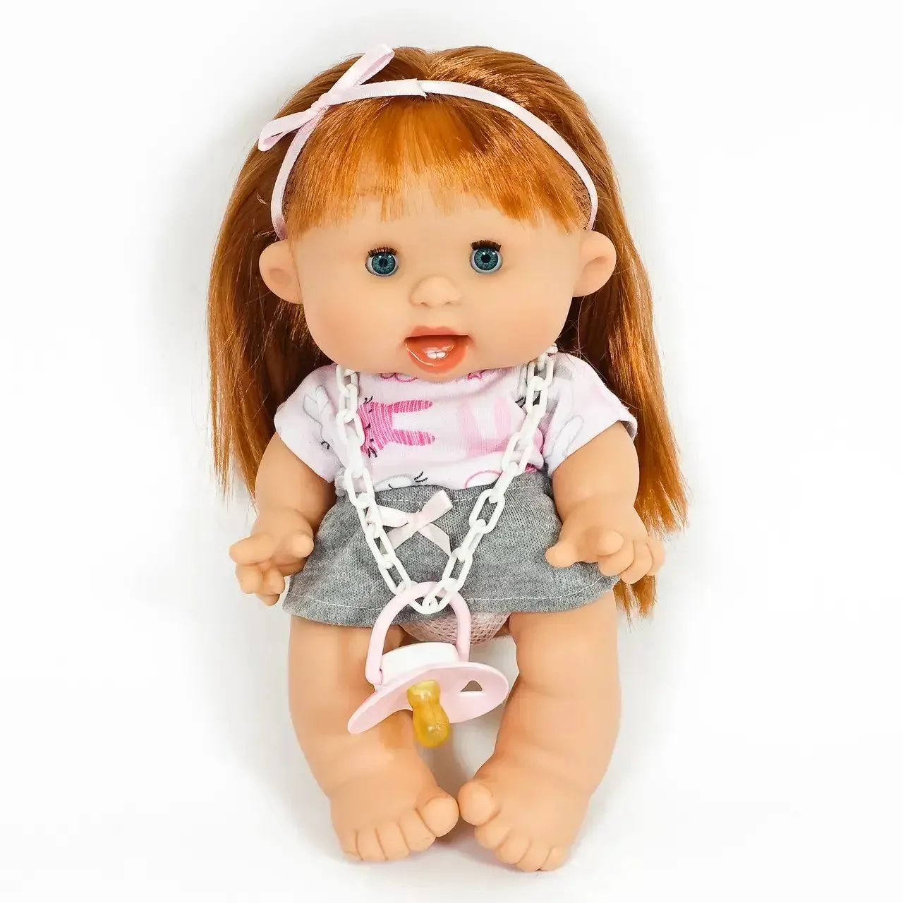 Пупс Nines d`Onil с ароматом ванили из винила в джинсовой юбке (150-98-0804.2) Пупс Nines d`Onil с ароматом ванили из винила в джинсовой юбке (150-98-0804.2)