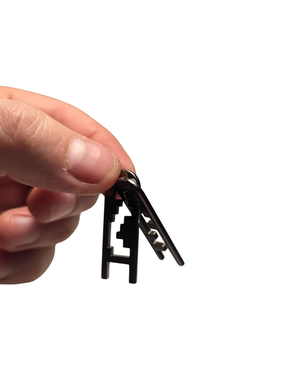 Головоломка металева HUZZLE Keyhole 4 рівень (515179) - фото 2 Головоломка металева HUZZLE Keyhole 4 рівень (515179) - фото 2