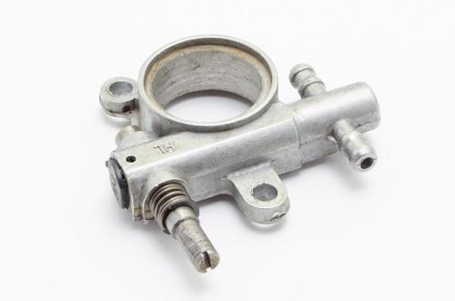 Масляный насос для бензопил серии 3800 класс А (0161)