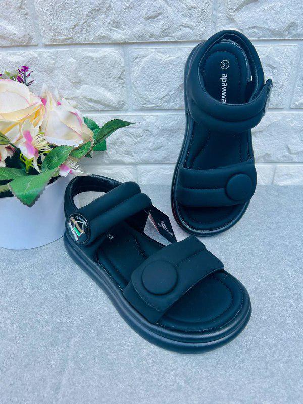 Босоножки для девочки Apawwa 1748 р. 36 23 см Черный (1748-2)