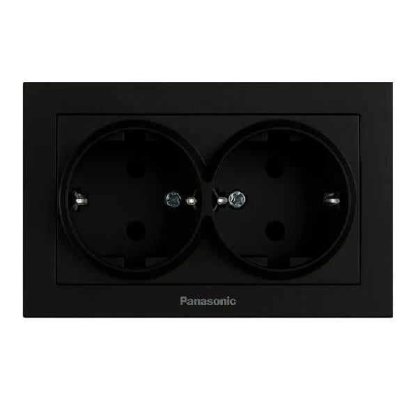 Розетка двойная Panasonic Karre Plus 55 с заземлением Черный (22829-е) Розетка двойная Panasonic Karre Plus 55 с заземлением Черный (22829-е)