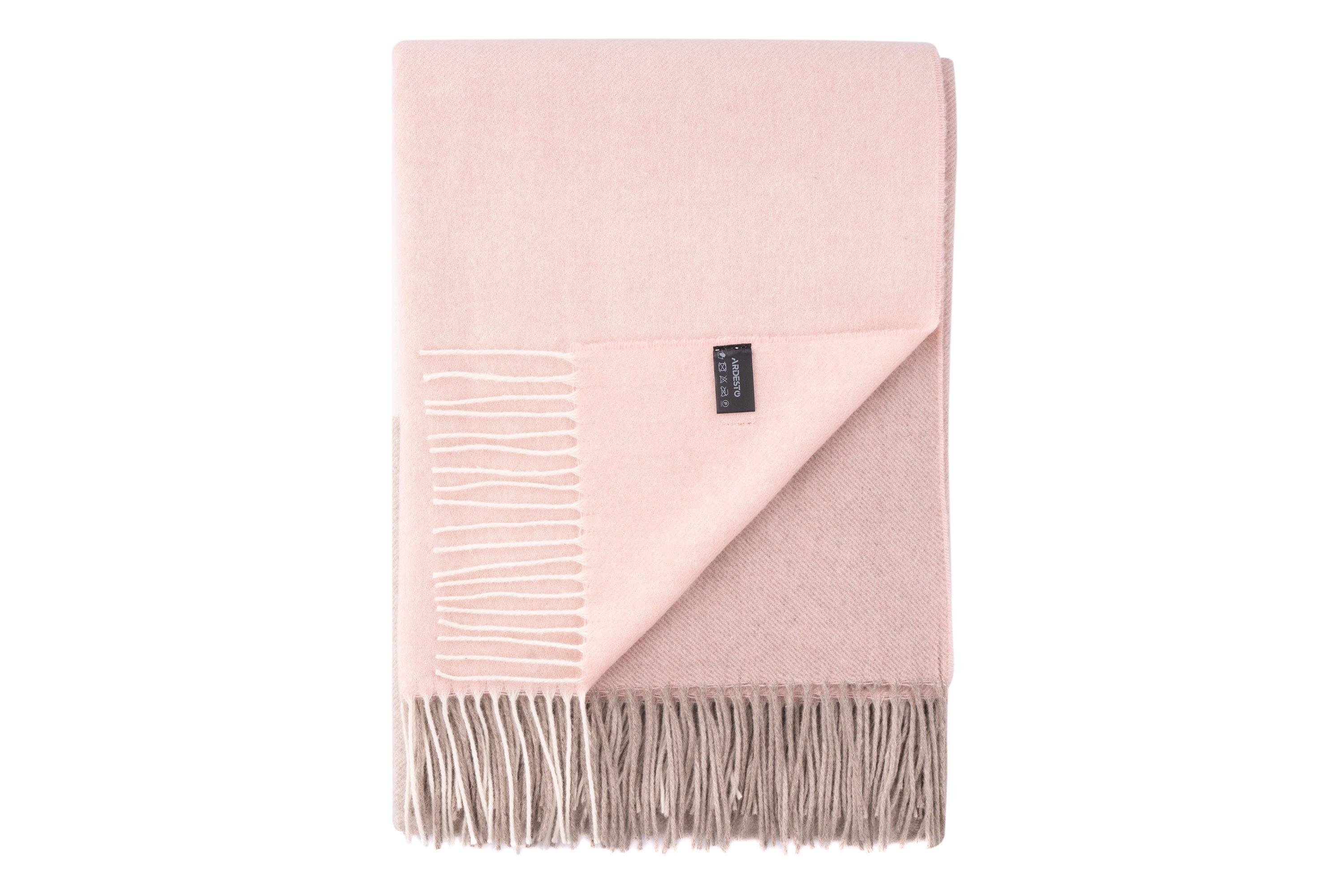 Плед Ardesto Leonardo Moon 140x200 см Рожевий (ART0602LM) - фото 8 Плед Ardesto Leonardo Moon 140x200 см Рожевий (ART0602LM) - фото 8