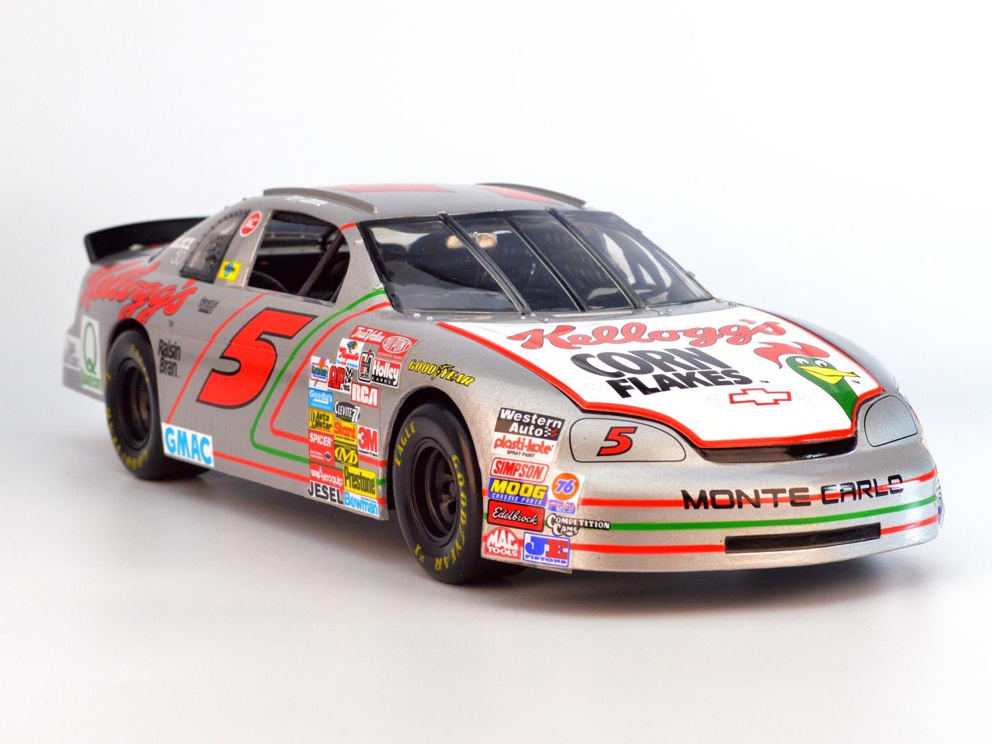 Модель коллекционная ERTL 1995 Chevrolet Monte Carlo 5 Kellogg's 1:18 100th Anniversary