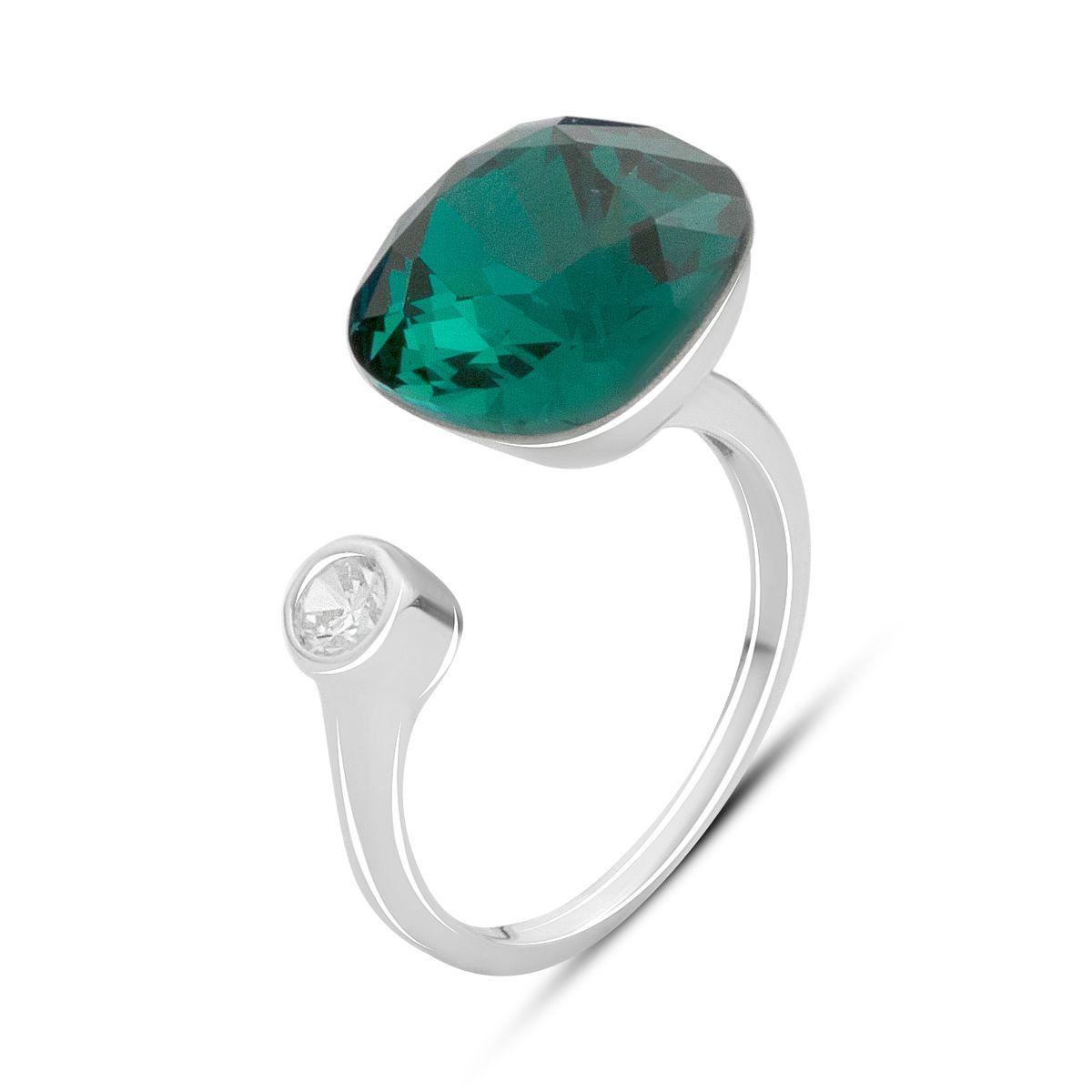 Кольцо серебрянное с крупным зеленым фианитом р. 17