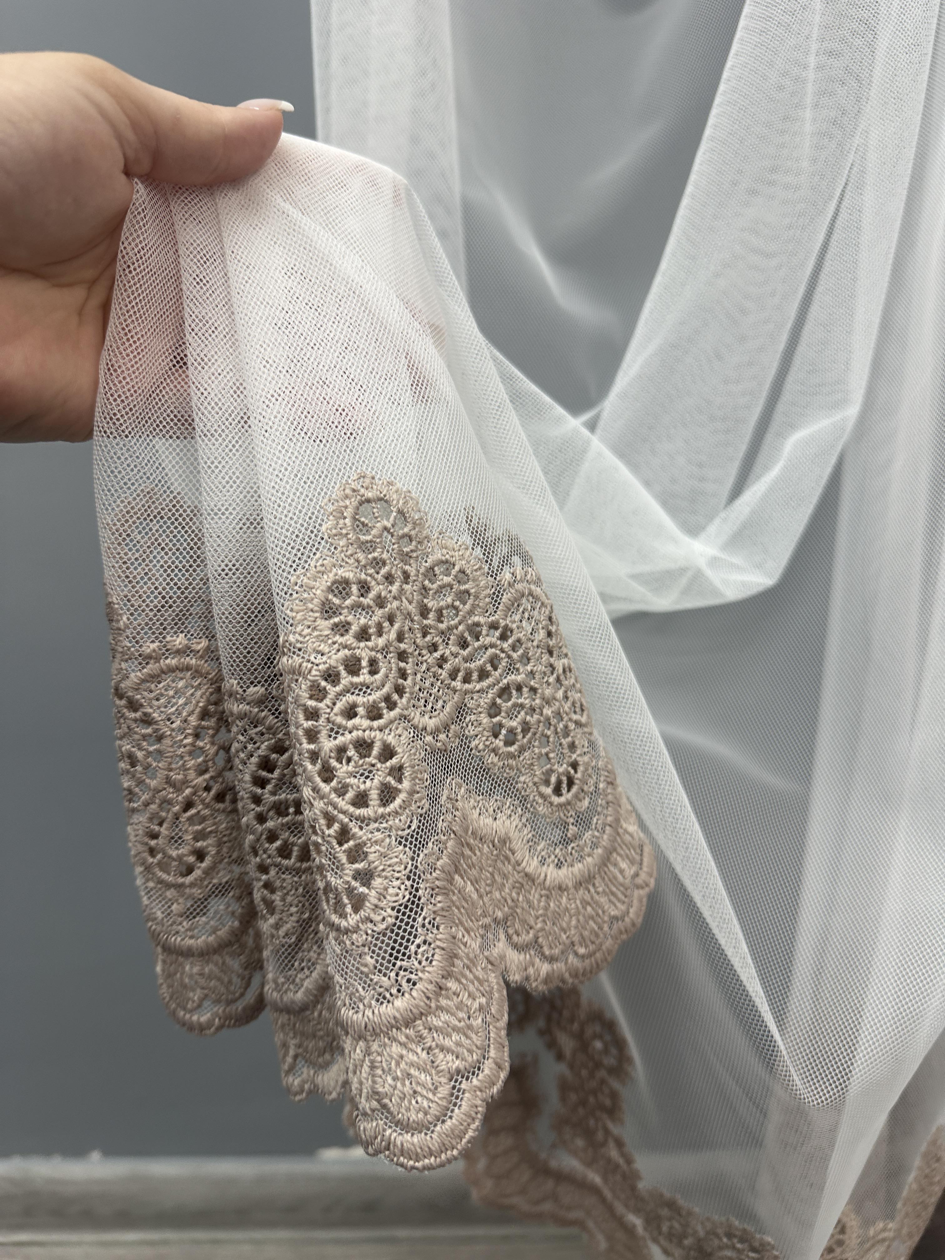 Тюль VR-Textil 1699т Грек-сітка з вишивкою та люрексом 300х270 см Молочний/Пудровий (42-0733) - фото 4 Тюль VR-Textil 1699т Грек-сітка з вишивкою та люрексом 300х270 см Молочний/Пудровий (42-0733) - фото 4