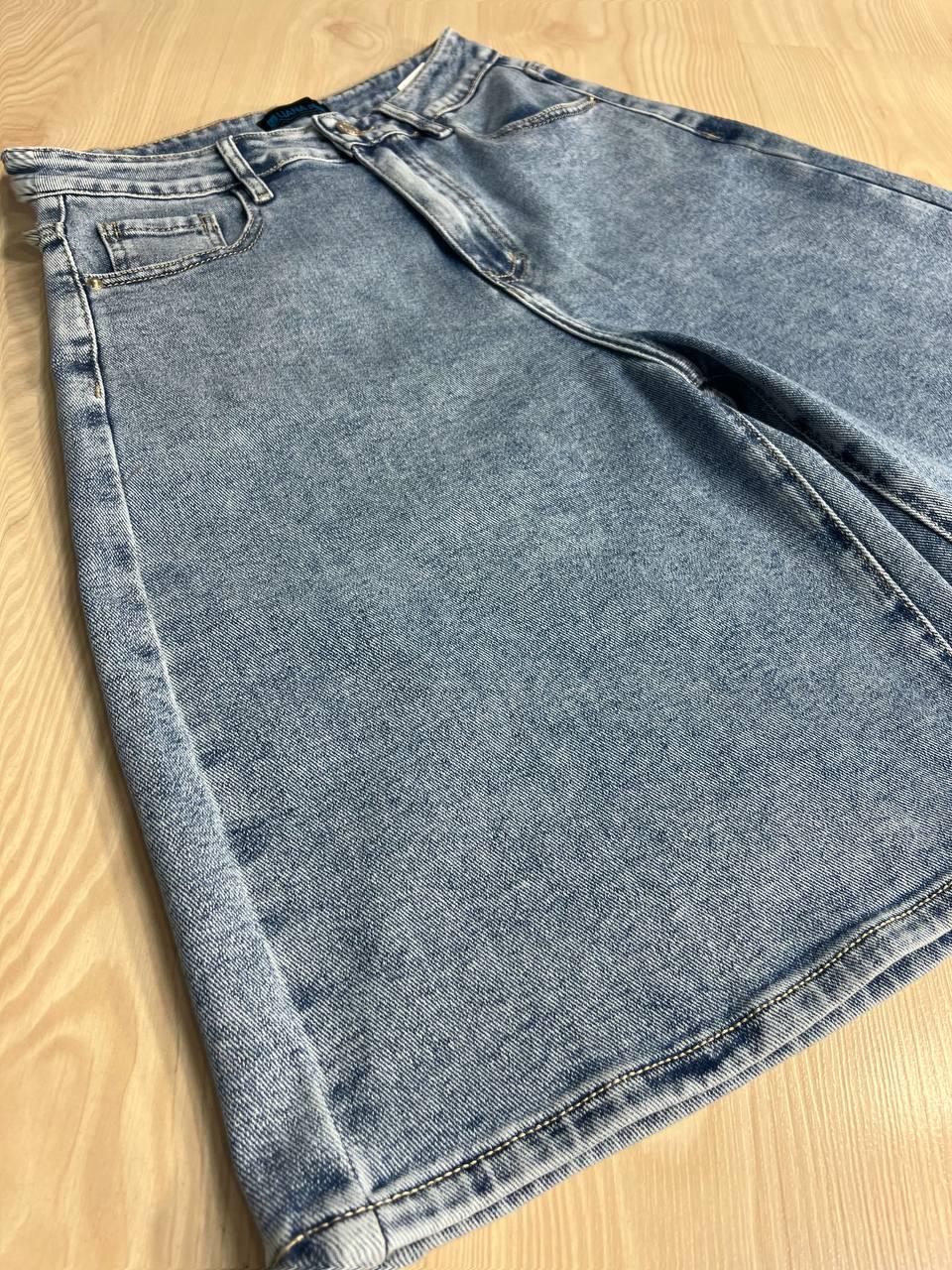 Шорти жіночі джинсові Liana 4-002 бермуди класичні середня довжина до колін стрейчеві р. 30 Блакитний (3949) - фото 9 Шорти жіночі джинсові Liana 4-002 бермуди класичні середня довжина до колін стрейчеві р. 30 Блакитний (3949) - фото 9