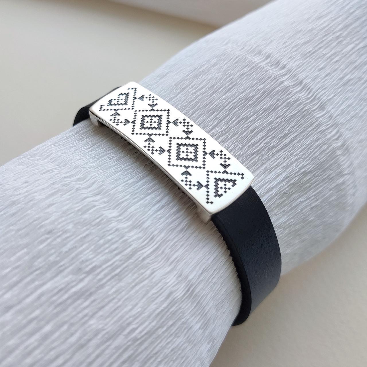 Серебряный браслет на коже Diva Вышиванка 17 см (242бр17)