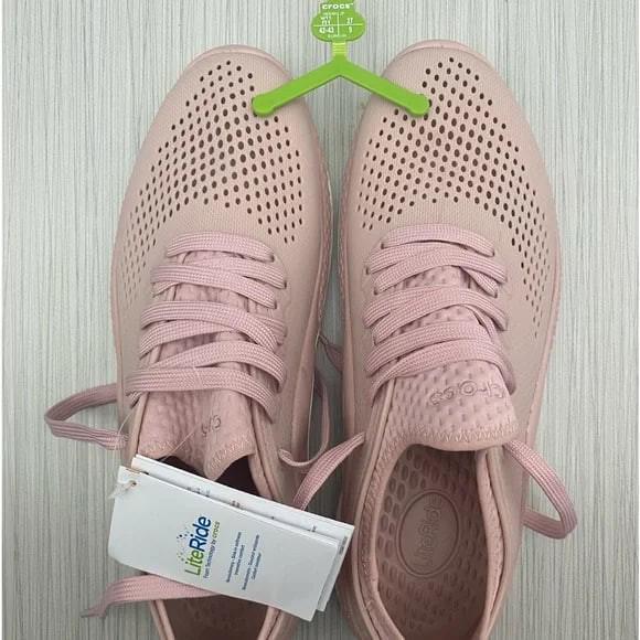 Кроссовки для девочки Crocs Literide 360 Pacer р. 40-41 Розовый (26587582) - фото 4 Кроссовки для девочки Crocs Literide 360 Pacer р. 40-41 Розовый (26587582) - фото 4