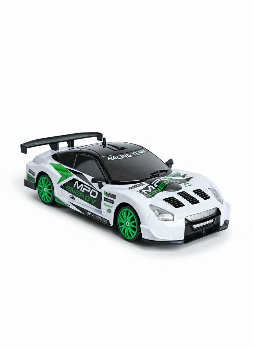 Машинка дрифт Nissan GT-R 1:24 4WD 20 км/ч Белый (0201)