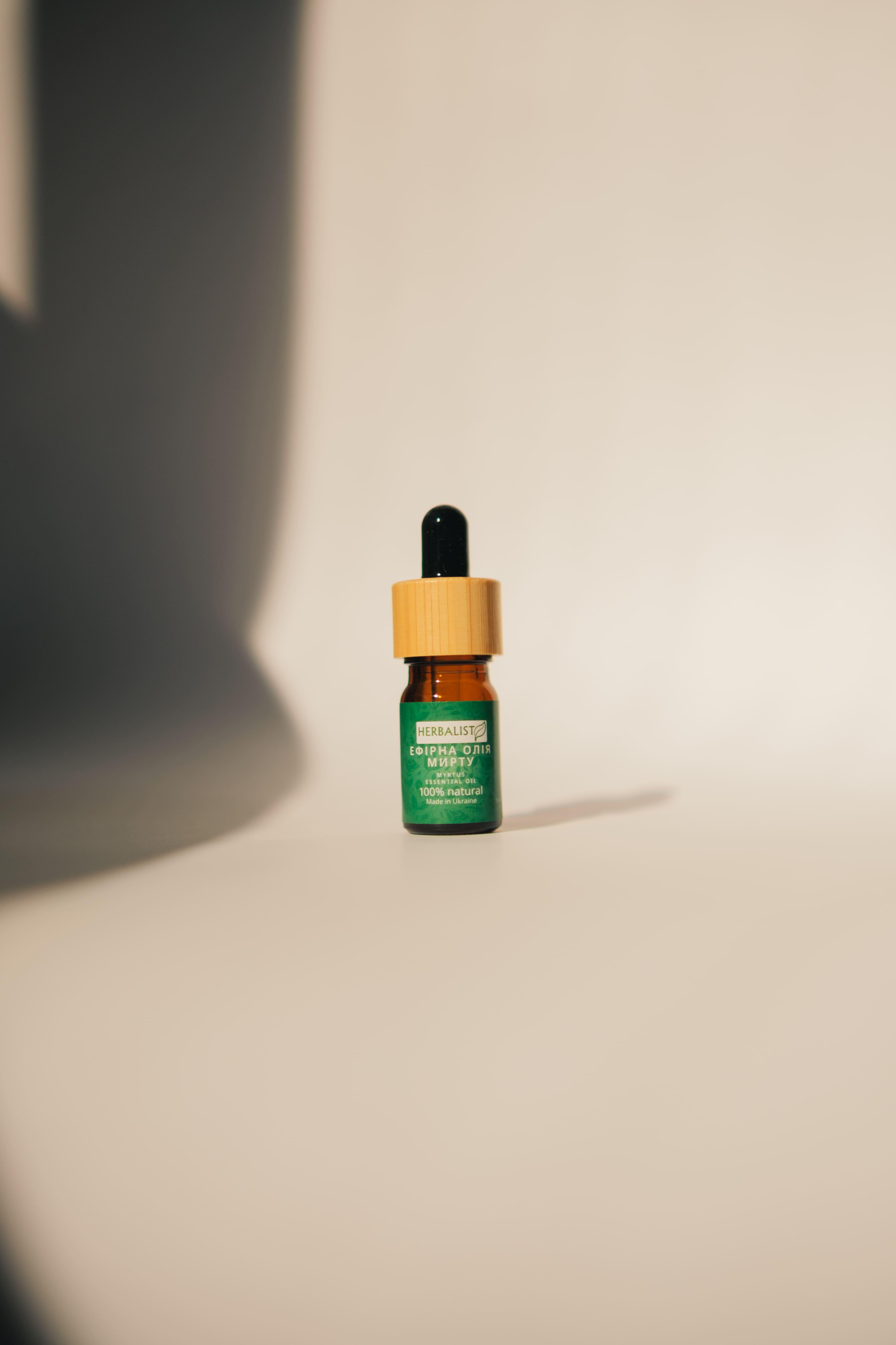 Ефірна олія мирту HERBALIST 100% натуральний концентрат 5 мл (31022995) Ефірна олія мирту HERBALIST 100% натуральний концентрат 5 мл (31022995)