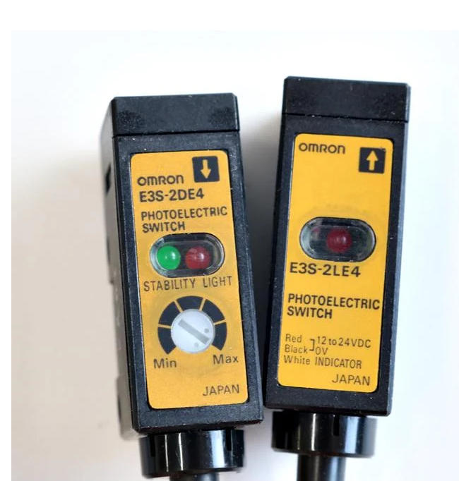 Фотодатчик фотопара Omron E3S-2DE4/E3S-2LE4 - фото 1