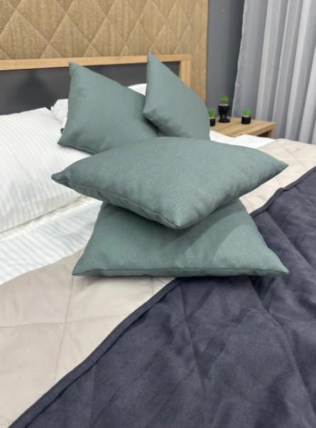 Подушка декоративная однотонная Decorator Sawana 40х40х11 Серо-голубой (84-058) - фото 3 Подушка декоративная однотонная Decorator Sawana 40х40х11 Серо-голубой (84-058) - фото 3