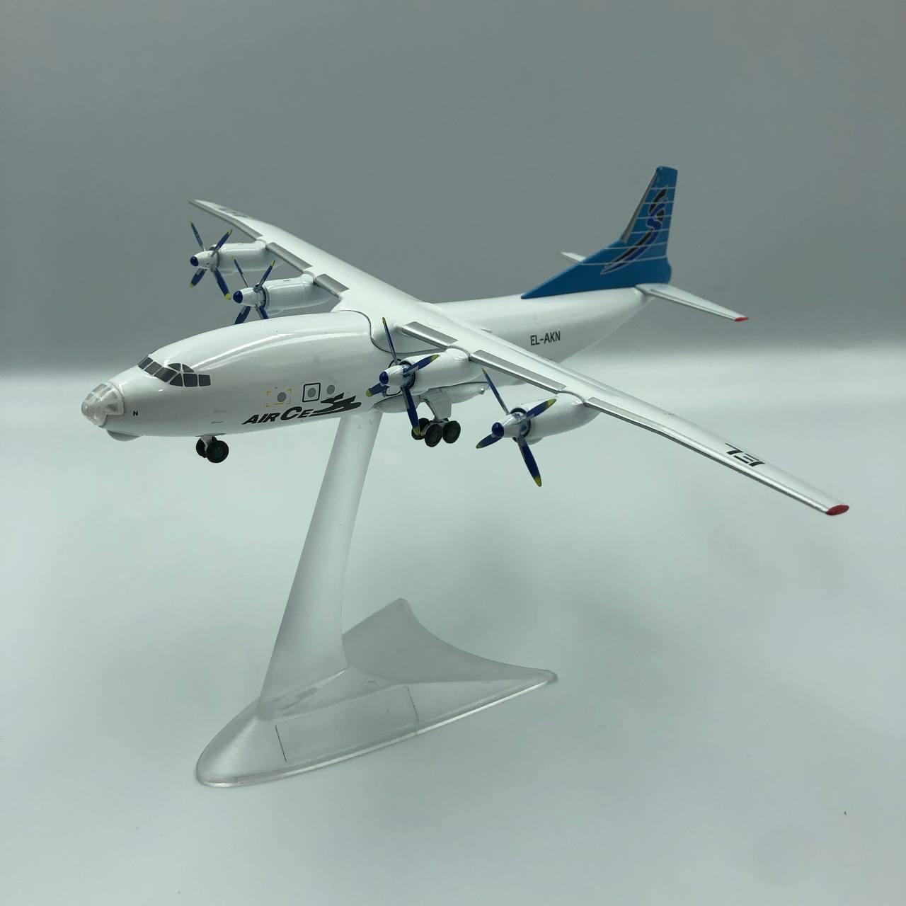 Модель літака Антонов Ан-12 Air Cess EL-AKN 1:200 (205028)