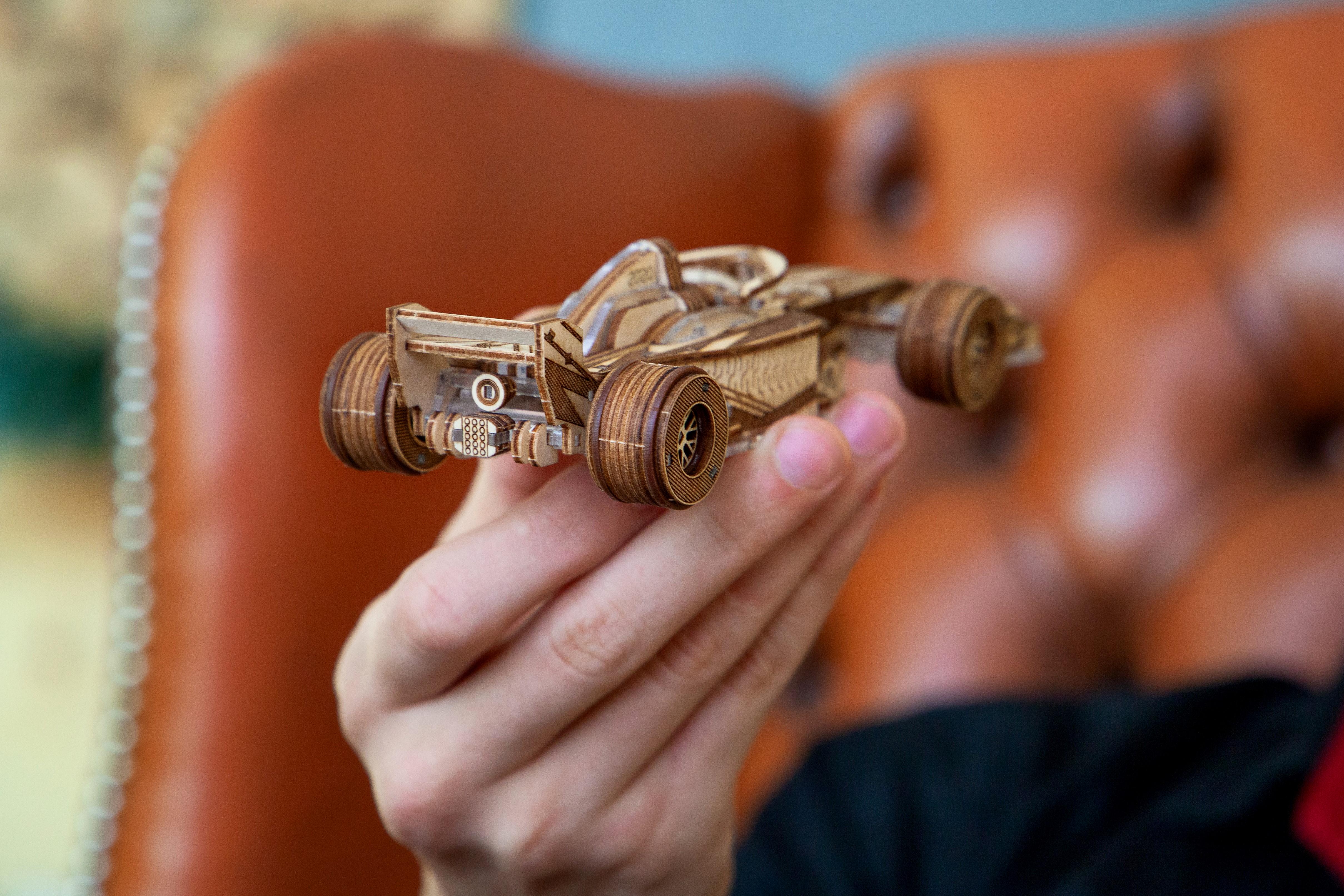 Конструктор деревянный Viter Models Гоночный болид (Racer V3) - фото 3 Конструктор деревянный Viter Models Гоночный болид (Racer V3) - фото 3