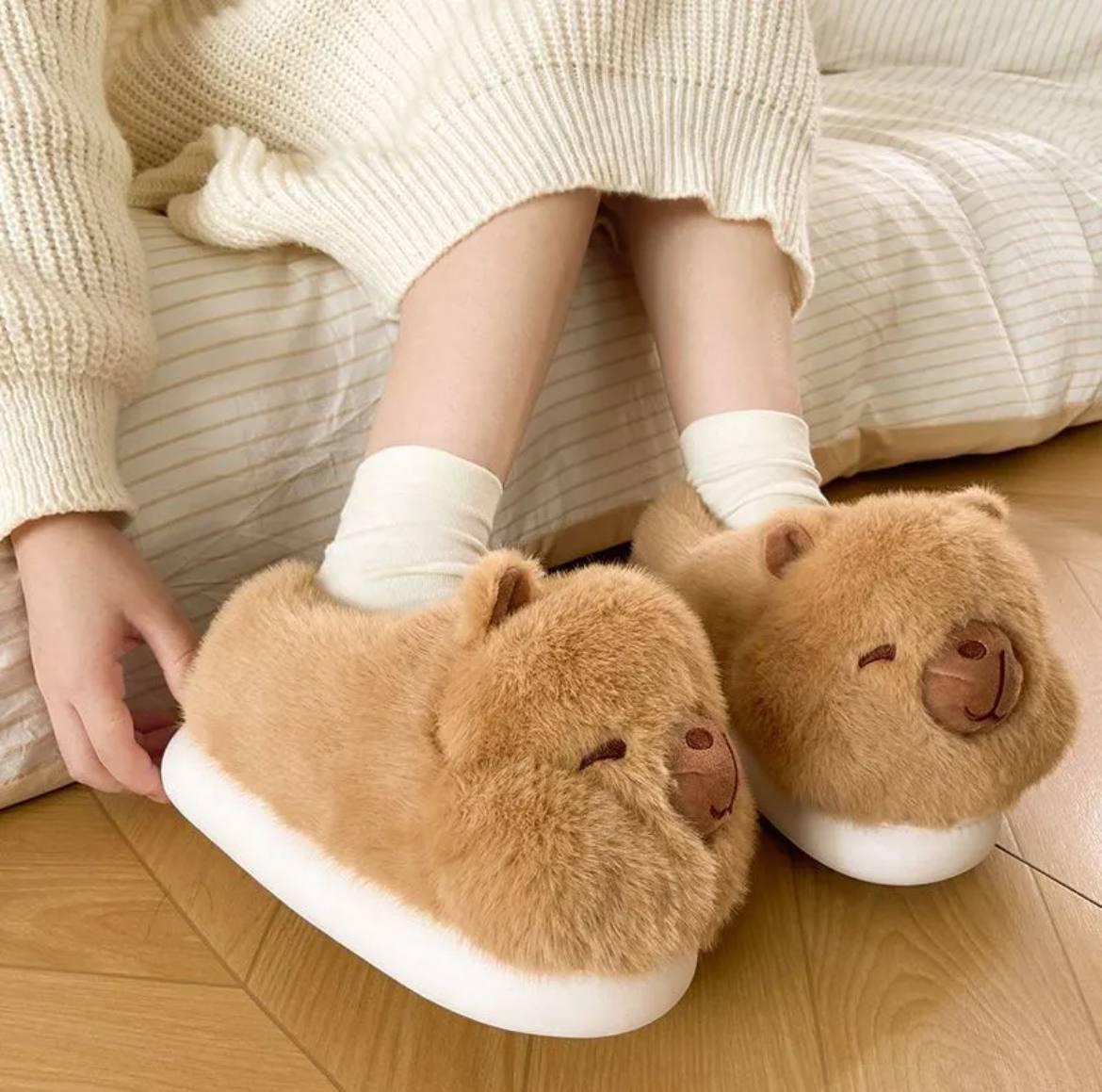 Домашние тапочки Капибара р. 38-39 Коричневый (44684516)