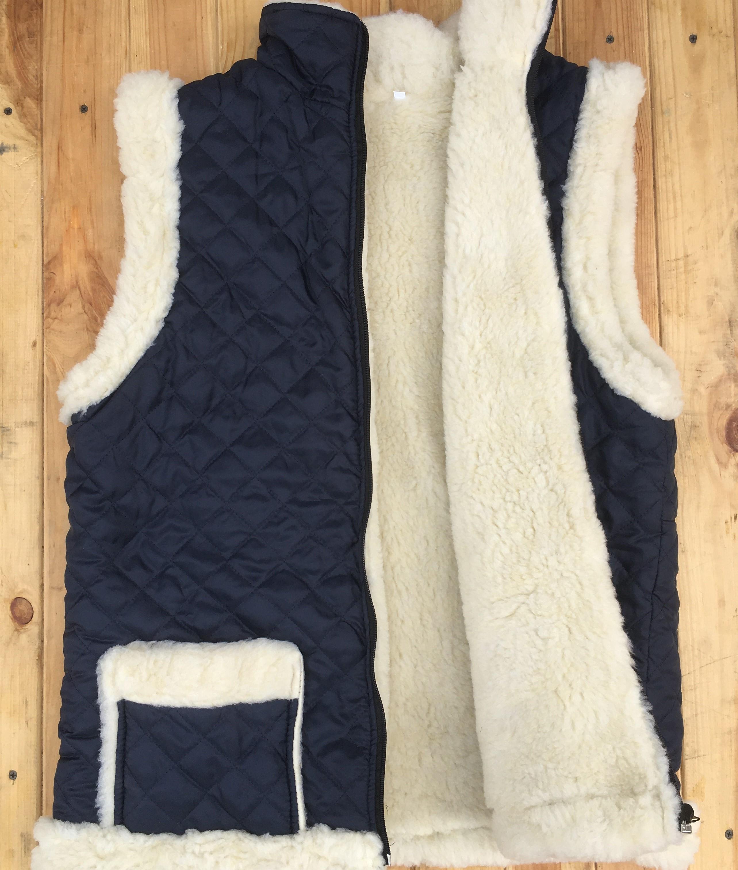 Безрукавка тепла з овчини болонева з опушкой р. 56 (26962368) - фото 3 Безрукавка тепла з овчини болонева з опушкой р. 56 (26962368) - фото 3