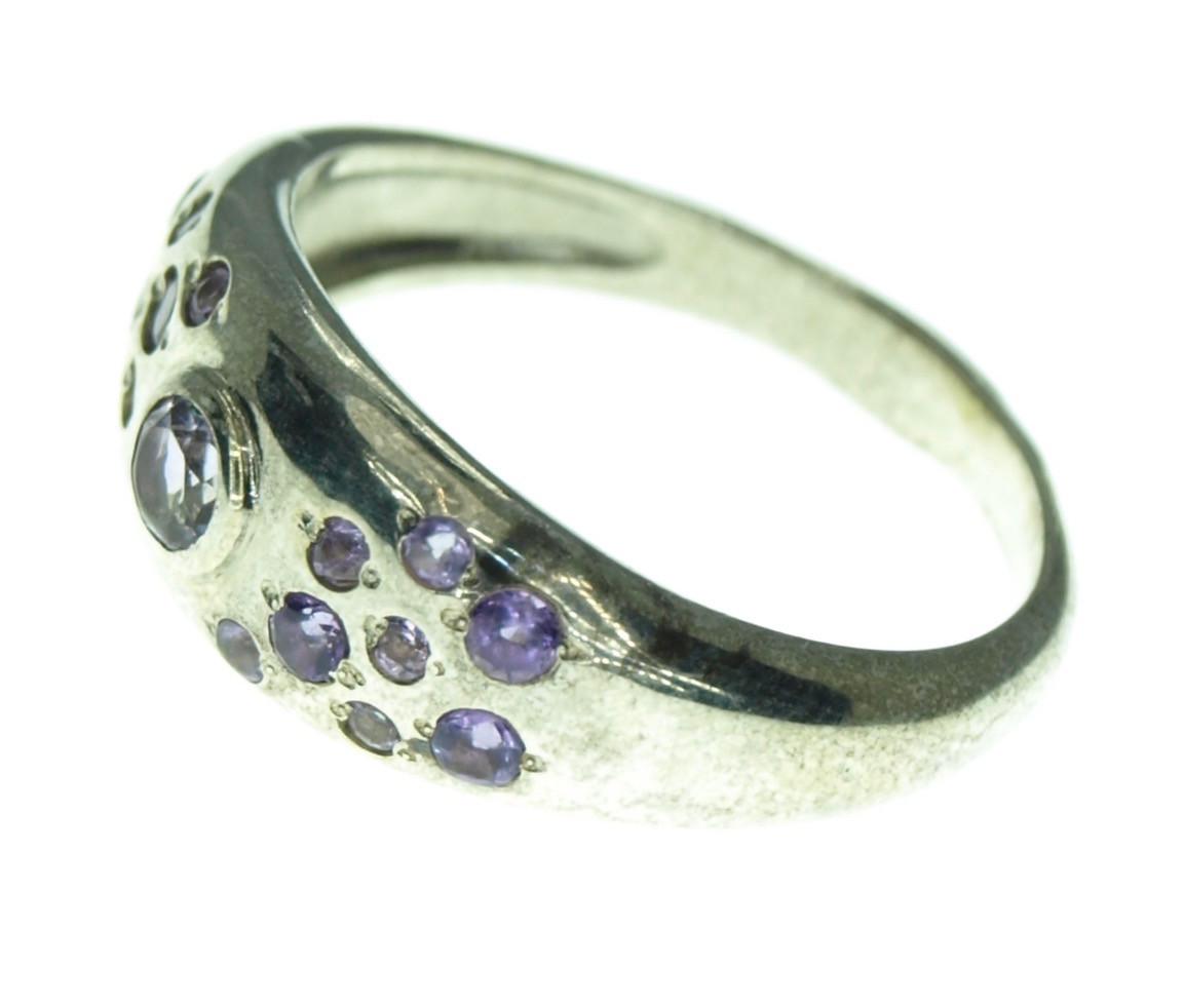 Кольцо из серебра с аметистом р. 18,5 (21 01850241) - фото 2 Кольцо из серебра с аметистом р. 18,5 (21 01850241) - фото 2