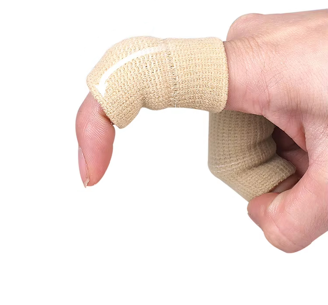 Бандаж защитный Toelab спортивный, эластичный для суставов пальцев рук 10 шт. Бежевый (M183) - фото 4 Бандаж защитный Toelab спортивный, эластичный для суставов пальцев рук 10 шт. Бежевый (M183) - фото 4