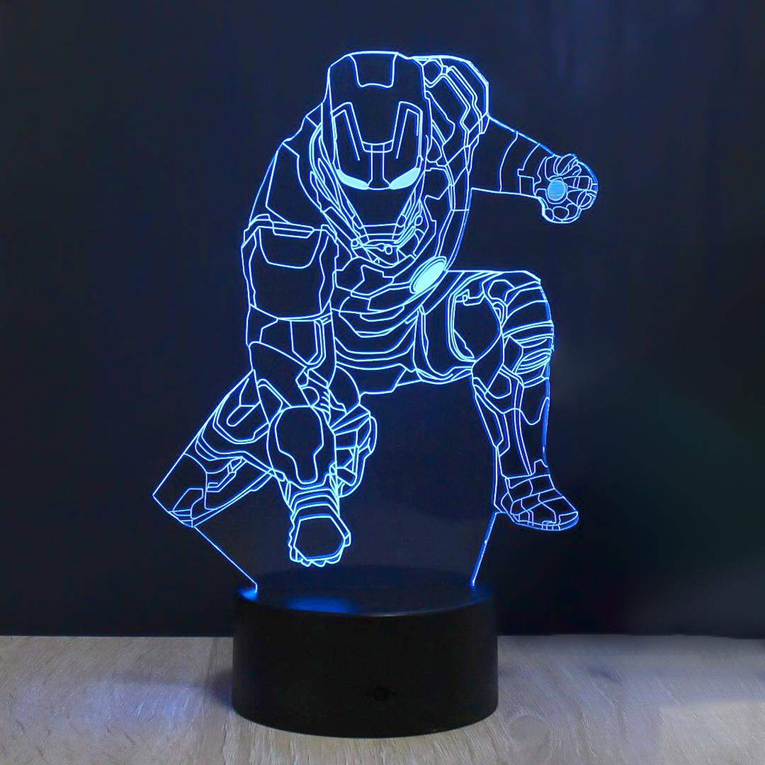 Ночник 3D Железный Человек на подставке 10x12x20 см Ночник 3D Железный Человек на подставке 10x12x20 см