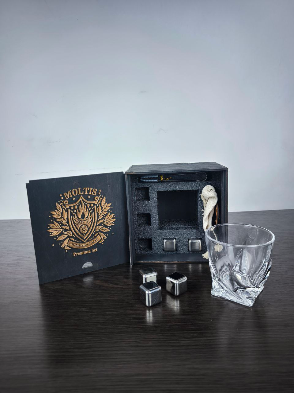 Подарочный набор для виски Moltis Premium Set Quadro бокал/щипцы/мешочек/подставка и 5 охлаждающих кубиков (MR-1024)