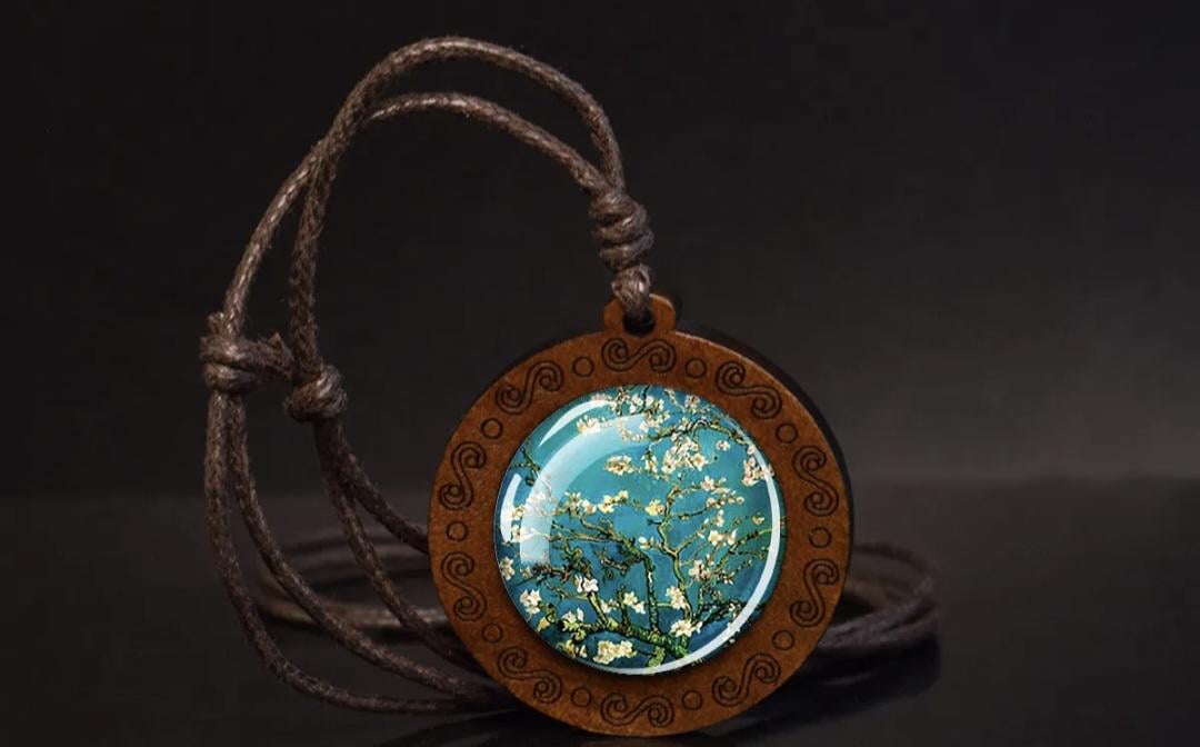 Підвіска дерев'яна із скляною вставкою Квітучі гілки мигдалю (00157) - фото 3 Підвіска дерев'яна із скляною вставкою Квітучі гілки мигдалю (00157) - фото 3