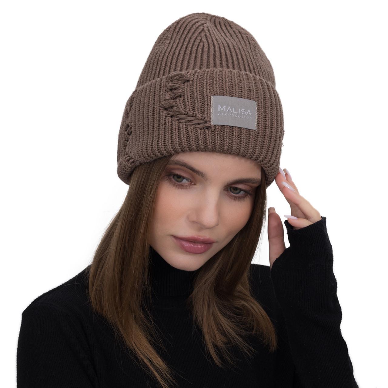 Шапка женская Malisa БРУНО без подкладки рваная с эмблемой на отвороте one size Капучино (262053) - фото 1 Шапка женская Malisa БРУНО без подкладки рваная с эмблемой на отвороте one size Капучино (262053) - фото 1
