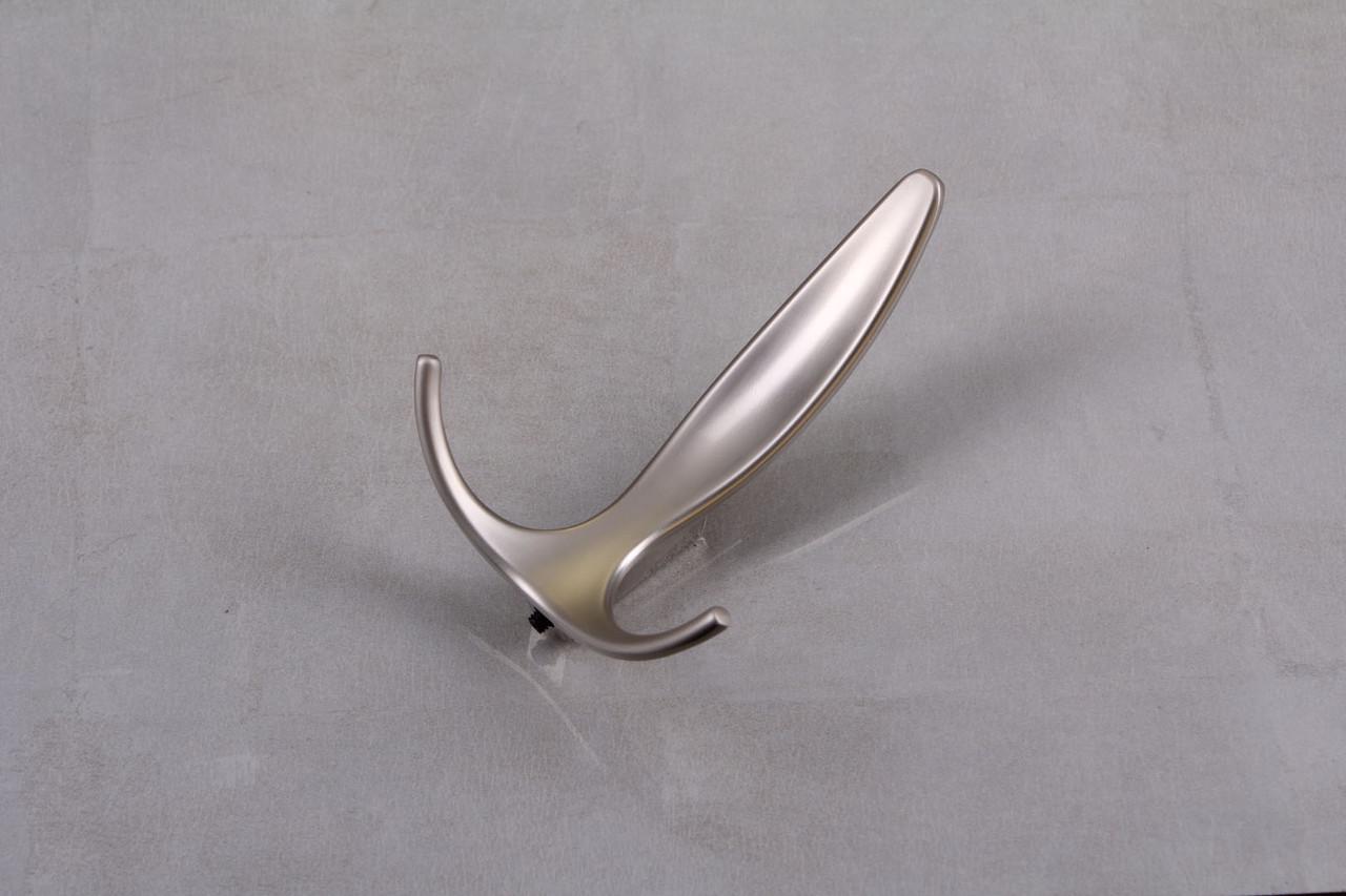 Крючок мебельный GTV Е-018 тройной Сатин (WZ-E-018-02)