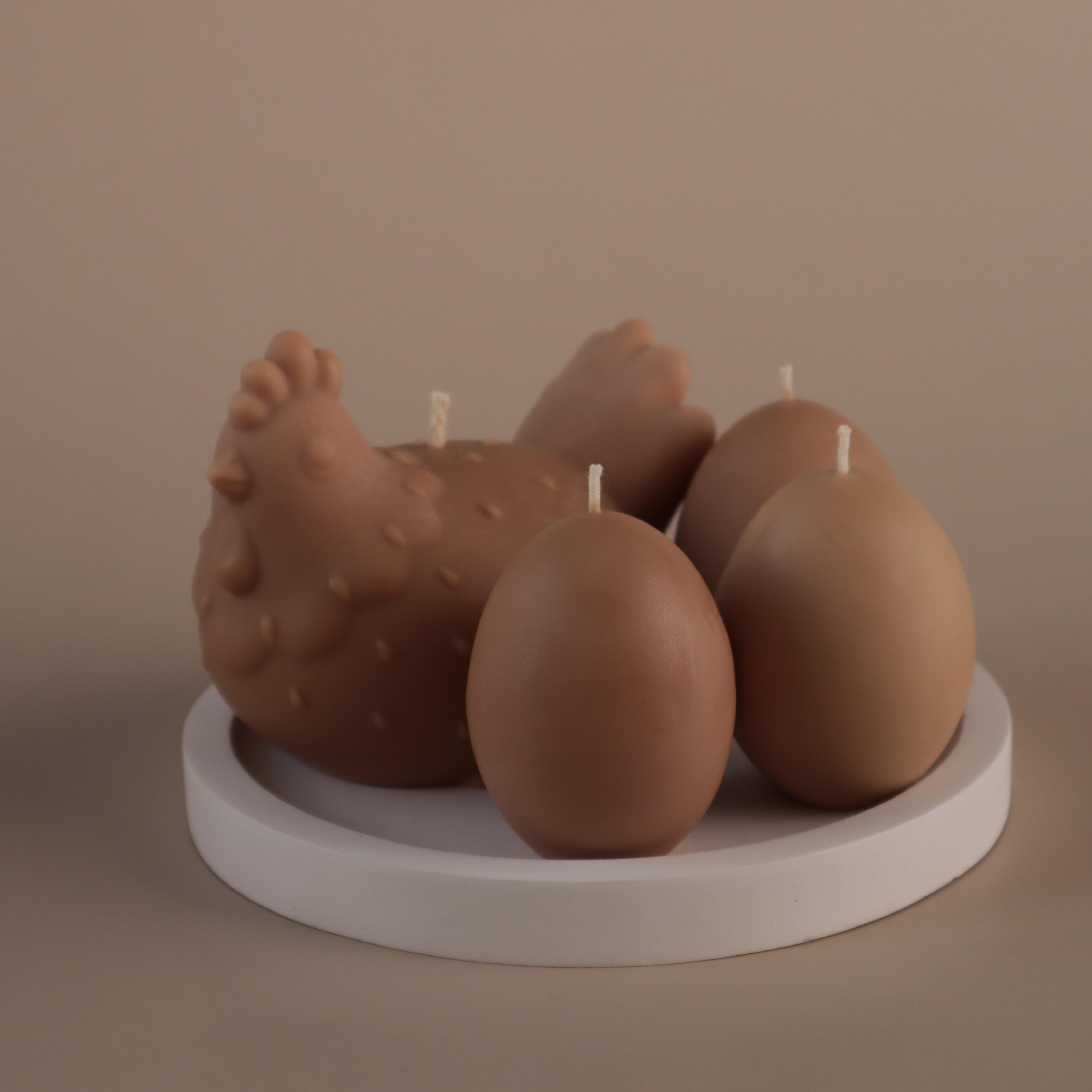 Подарунковий набір аромасвічок Wax Harmony Ваніль Курочка з яйцями класичними та підставка кругла Коричневий (3000012)