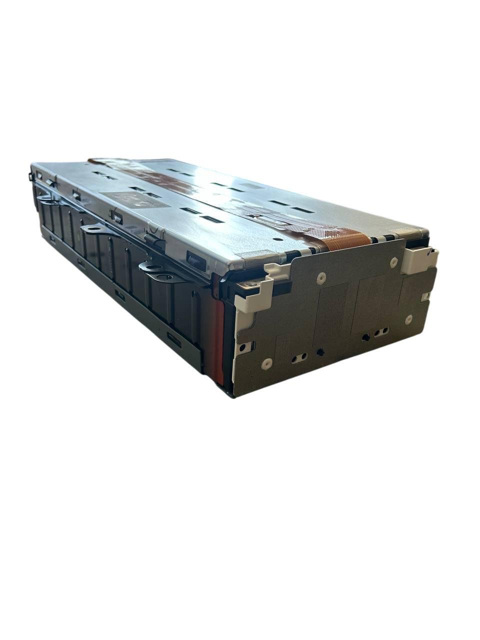 Батарея LG Chem Li-ion NMC 8,5kWh 30V 8S3P 287Ah (325232212) - фото 2 Батарея LG Chem Li-ion NMC 8,5kWh 30V 8S3P 287Ah (325232212) - фото 2