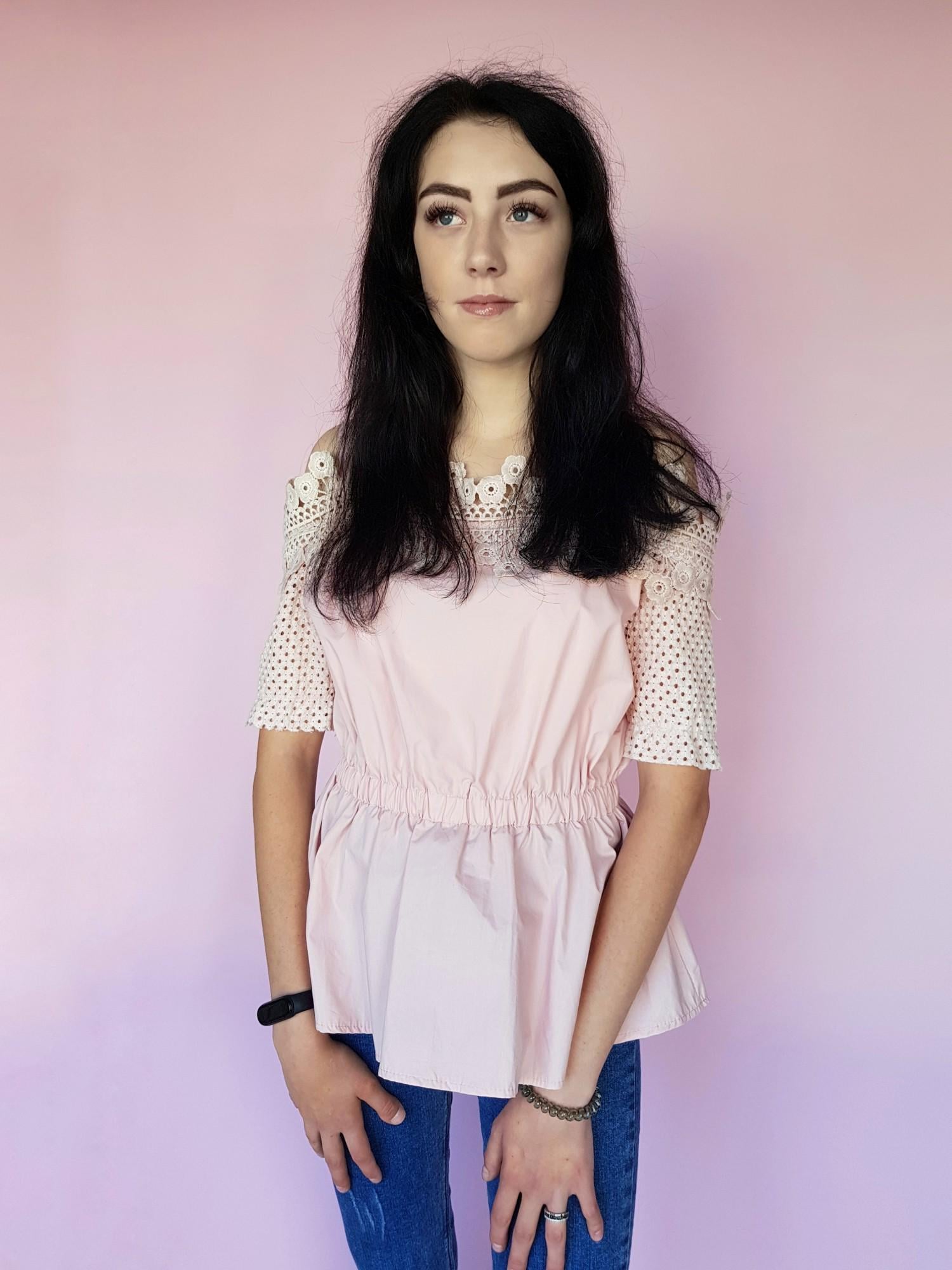 Блузка літня G&N 5097 з відкритими плечима S Пудровий (42) Блузка літня G&N 5097 з відкритими плечима S Пудровий (42)