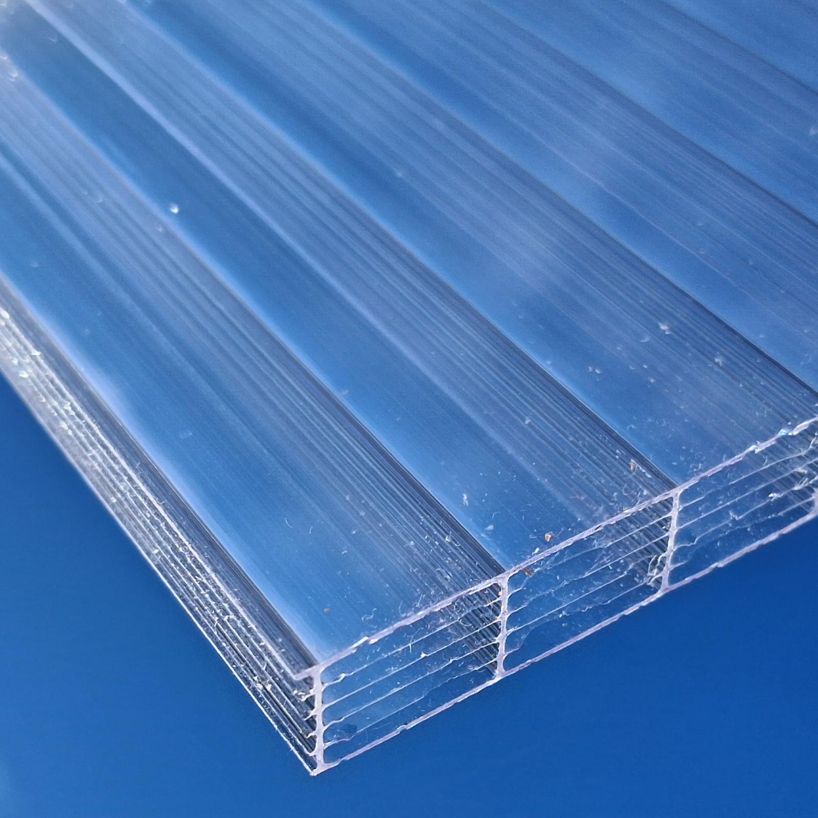 Поликарбонат сотовый BAUGLAS ST LONGLIFE энергосберегающий 10 мм 2100x12000 мм Прозрачный (14272) Поликарбонат сотовый BAUGLAS ST LONGLIFE энергосберегающий 10 мм 2100x12000 мм Прозрачный (14272)