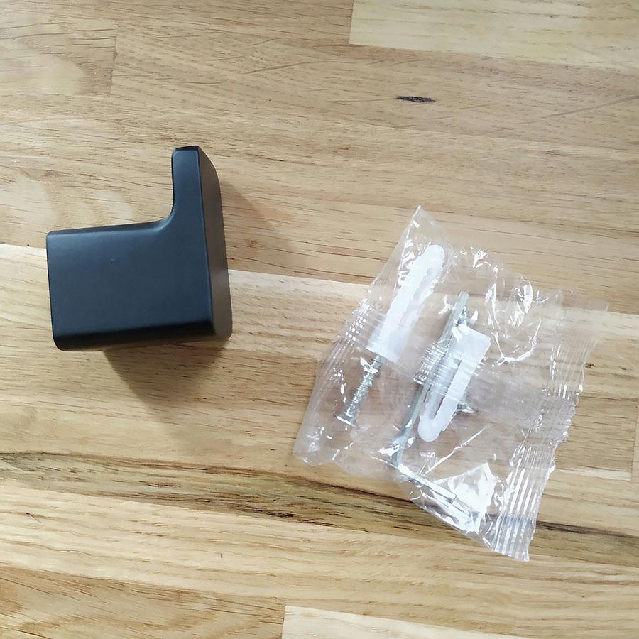 Гачок у ванну або передпокій Fumei FH-9A-40 2S з алюмінію Чорний (1405) - фото 3 Гачок у ванну або передпокій Fumei FH-9A-40 2S з алюмінію Чорний (1405) - фото 3