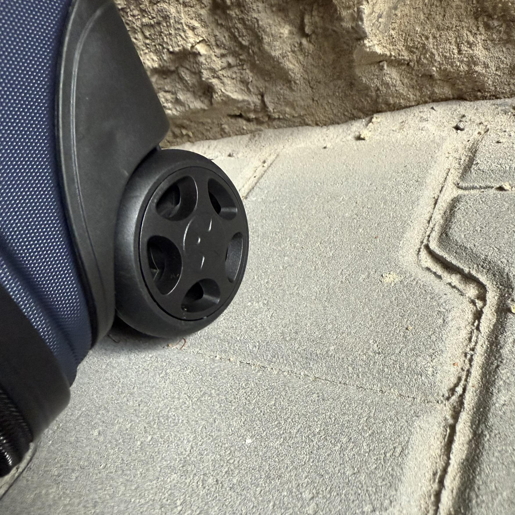 Міні-валіза Wings PEA01 дорожня XXS Синій (26630744) - фото 7 Міні-валіза Wings PEA01 дорожня XXS Синій (26630744) - фото 7