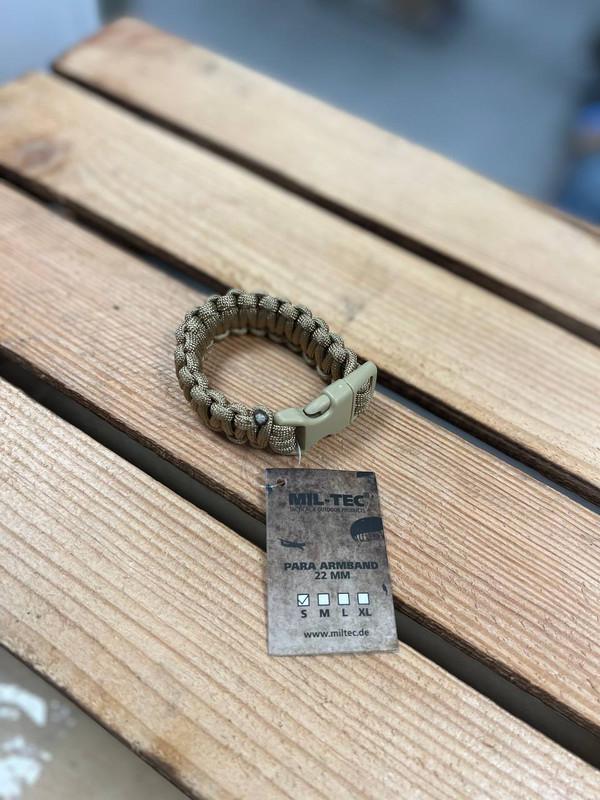 Браслет из паракорда Mil-Tec Para Armband KST-Schliesse M 15 мм Coyote (16370105-903-M)