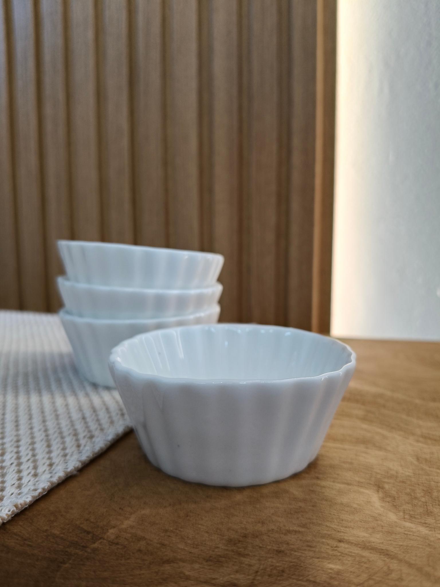 Набір соусників Фігурний порцеляна 7,5х3 см 4 шт. (25410939) - фото 3 Набір соусників Фігурний порцеляна 7,5х3 см 4 шт. (25410939) - фото 3