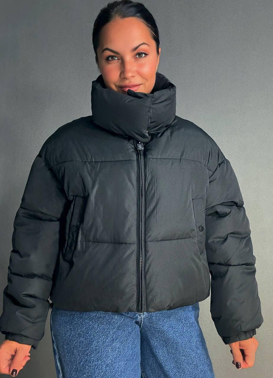 Куртка женская LADY YEP 10043 короткая на молнии с воротником р. 44 Черный (4826) - фото 1 Куртка женская LADY YEP 10043 короткая на молнии с воротником р. 44 Черный (4826) - фото 1