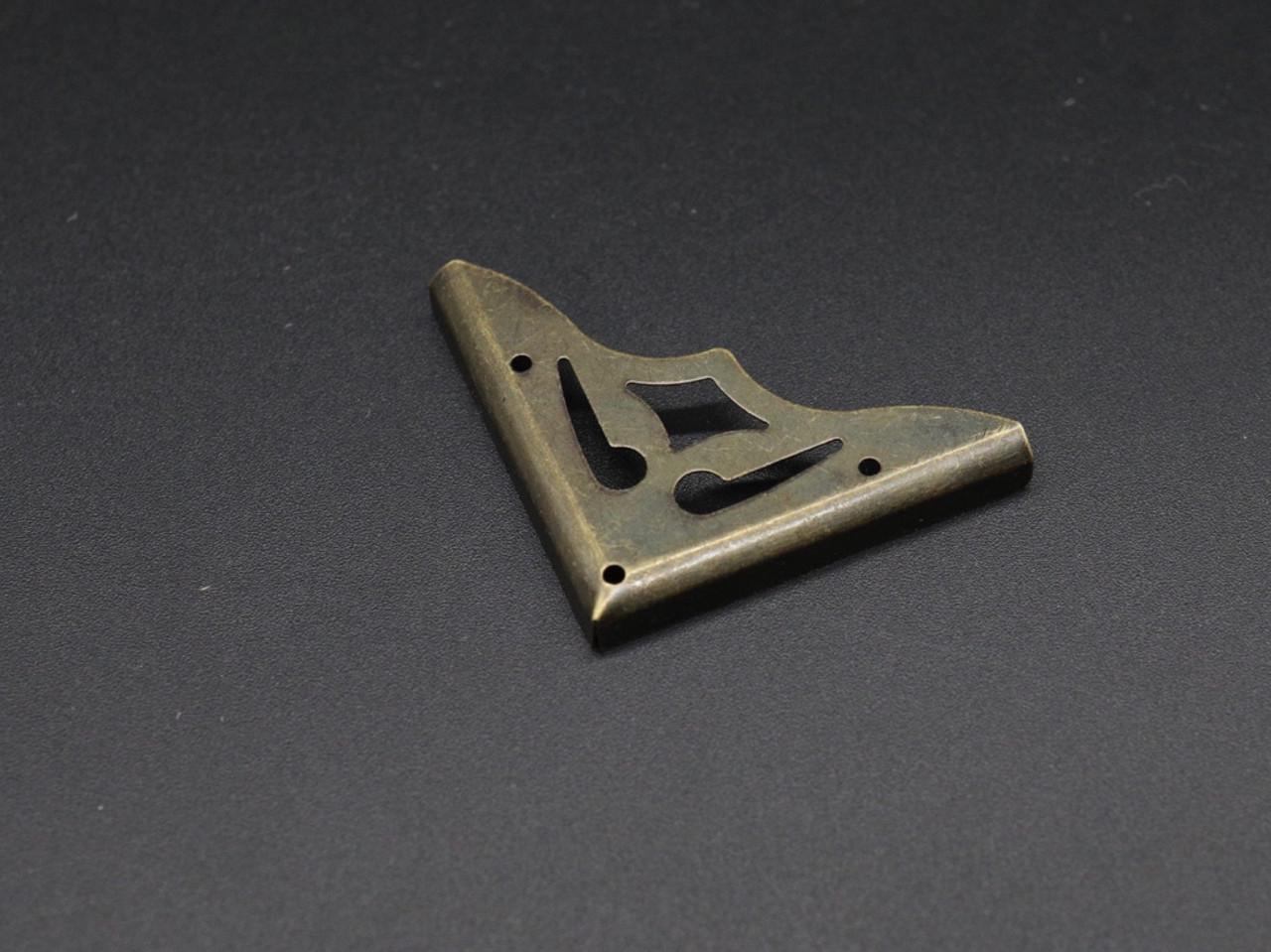 Уголок декоративный накладной металлический 35х35х5 мм Антик (38964751)