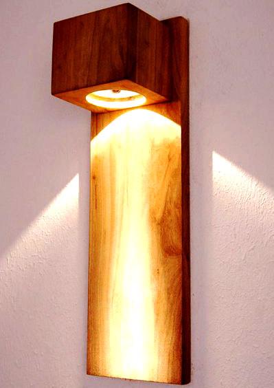 Светильник настенный из дерева Мейнард Савоярди (БРА-005115)