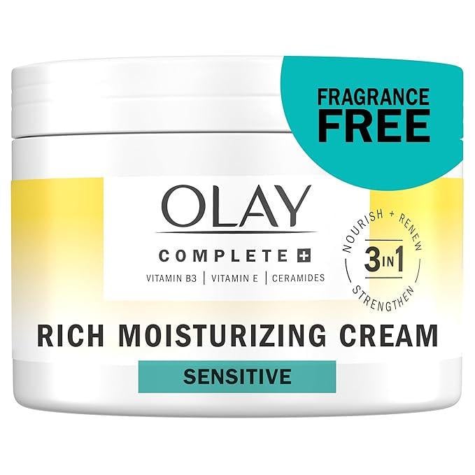Крем для обличчя зволожуючий OLAY 3в1 для сухої шкіри з вітаміном B3 вітаміном E та керамідами