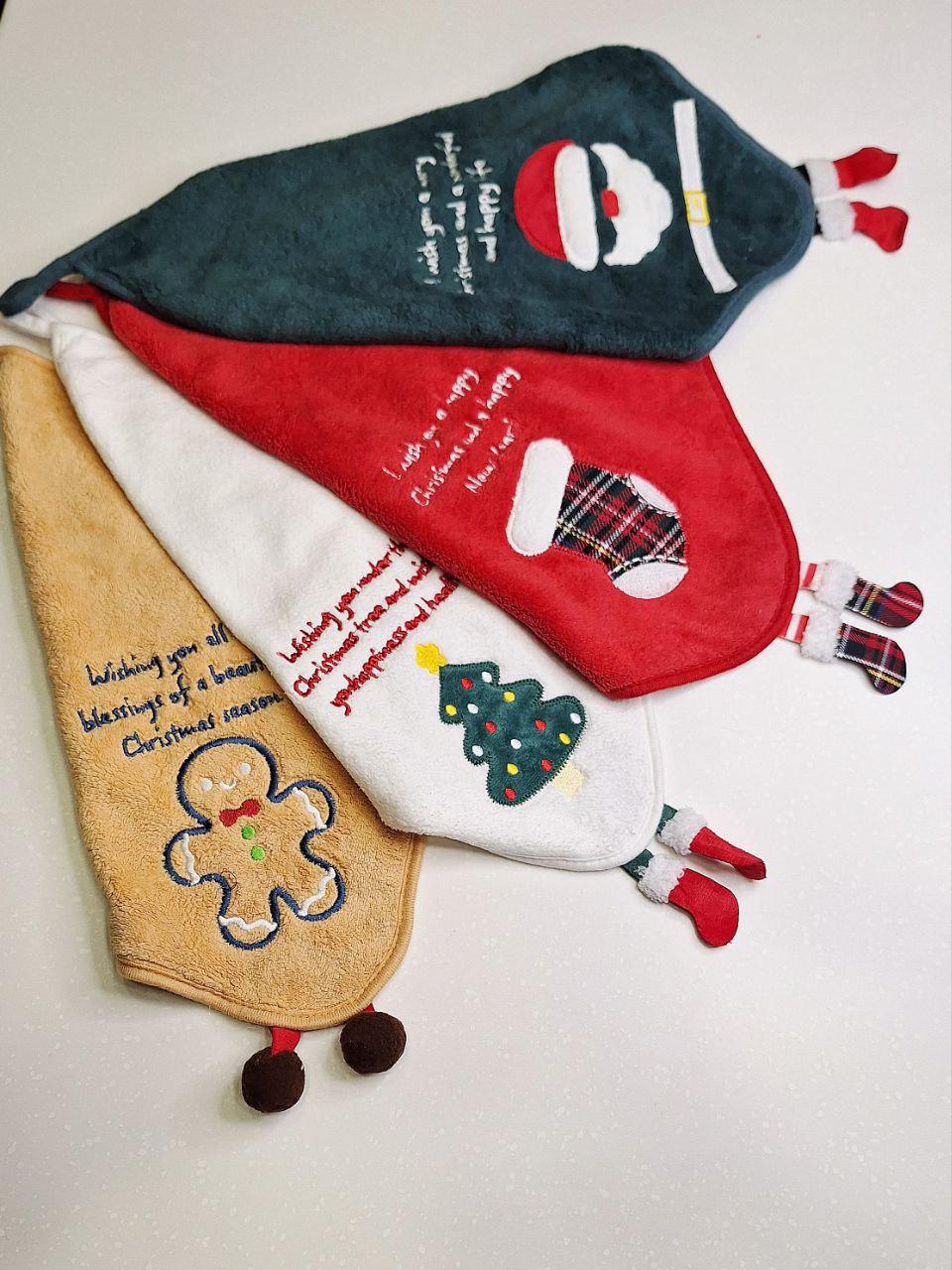 Набір новорічних кухонних серветок Colorful Home 4 шт. з петелькою з мікрофібри 30х30 см (1609) Набір новорічних кухонних серветок Colorful Home 4 шт. з петелькою з мікрофібри 30х30 см (1609)