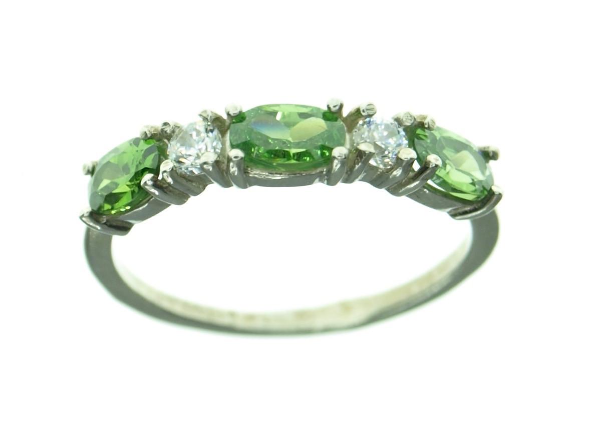 Каблучка зі срібла зі фіанітом р. 16,5 (2101650177 в)