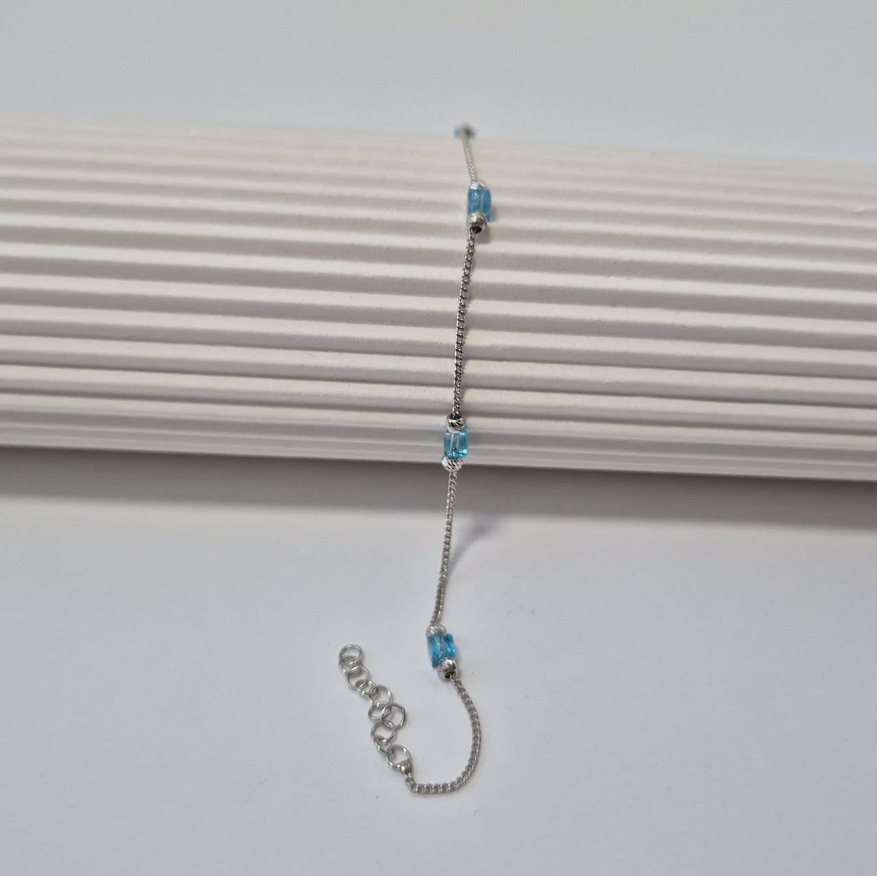 Браслет с шариками и голубыми камнями серебро 925 пробы родированное 1,29 г 18-20 см (6393г)