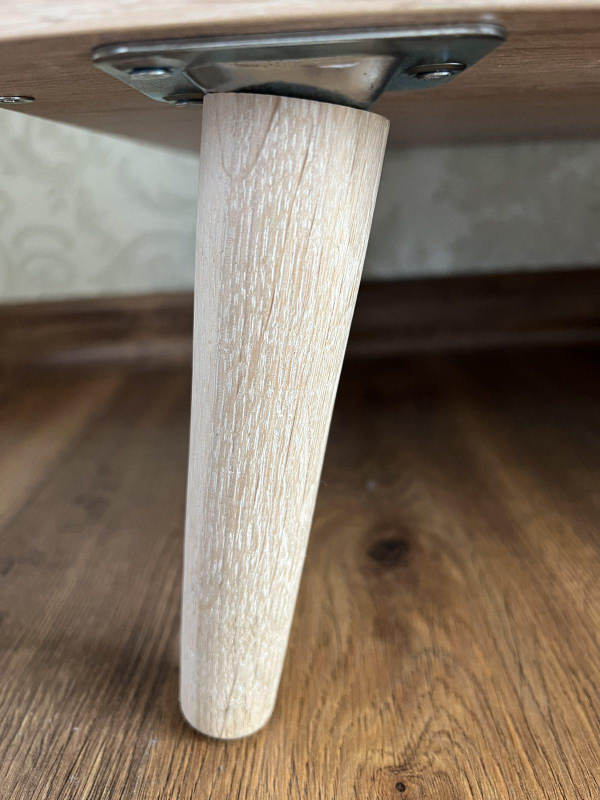 Комплект ножек дубових конусных прямих 15 см шпилька М8/10 и металлическими пластинами для крепления 4 шт.